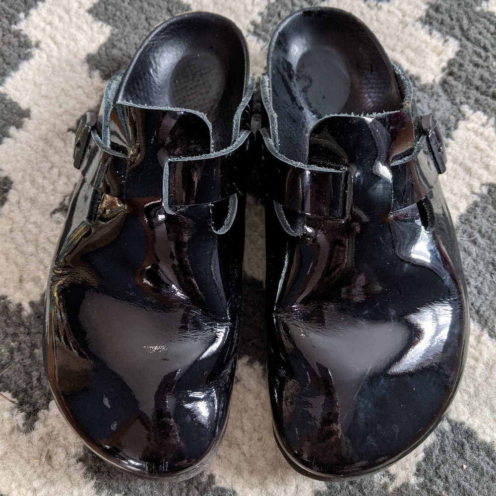 Black Patent Birkenstock Boston Clogs